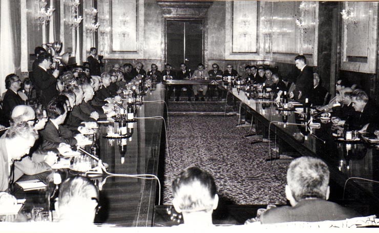 Întâlnirea lui Nicolae Ceauşescu cu conducerea Ministerului Afacerilor Externe şi şefii misiunilor diplomatice ale României. 14 august 1969.(15  august 1969).