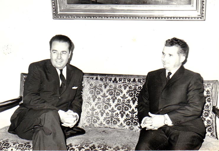 Primirea la Nicolae Ceauşescu, preşedintele Consiliului de Stat al R.S.R,, a redactorului şef adjunct al ziarului parizian „Le Monde”, Andre Fontaine, care se află într-o vizită în ţara noastră. (17  septembrie 1969).