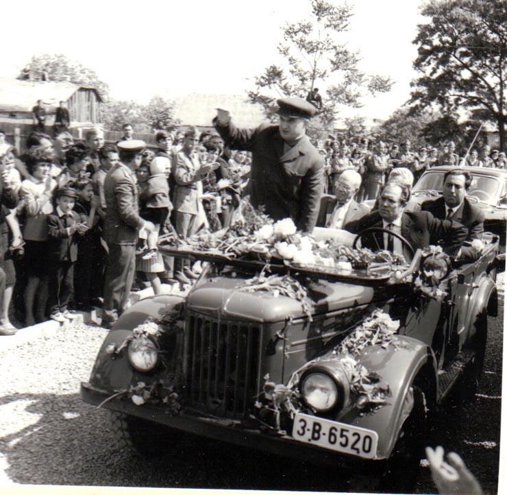 Vizita de lucru a lui Nicolae Ceauşescu în judeţul Botoşani.    (26  mai 1970).