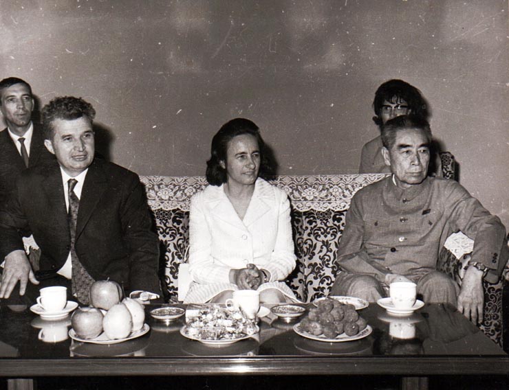 Vizita oficială a lui Nicolae Ceauşescu şi a Elenei Ceauşescu în Republica Populară Chineză. Vizita protocolară la Ciu En Lai.( iunie 1971).